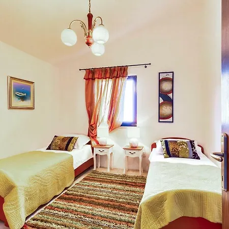 Apartment Lidija